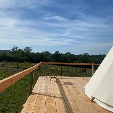 Tipi Au Domaine De L Atlas En Pleine Nature